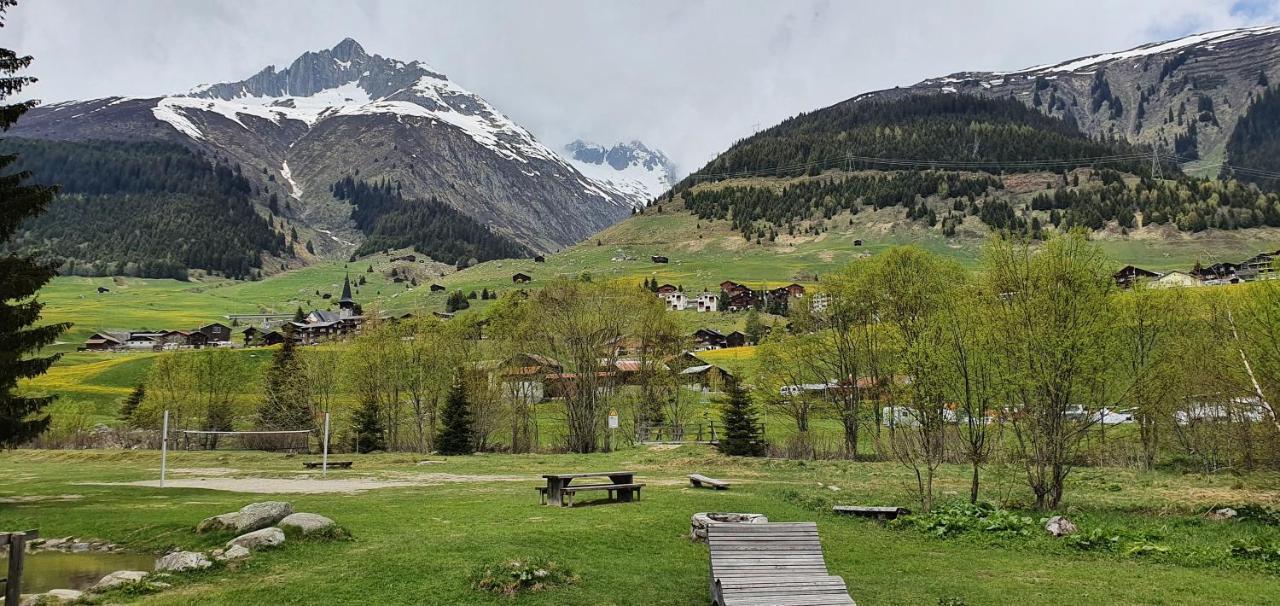 Yeti Lodge Sedrun Εξωτερικό φωτογραφία