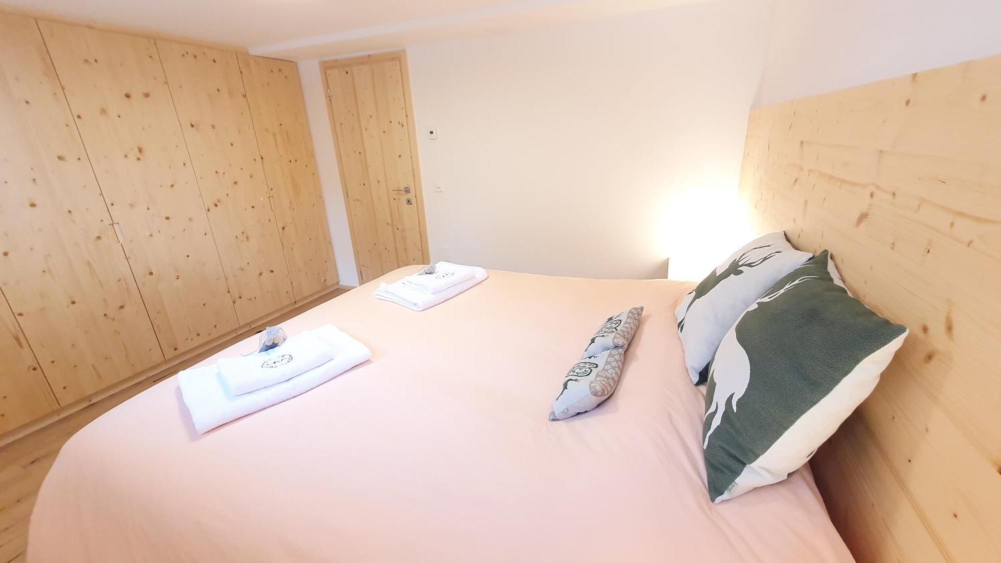 Yeti Lodge Sedrun Δωμάτιο φωτογραφία