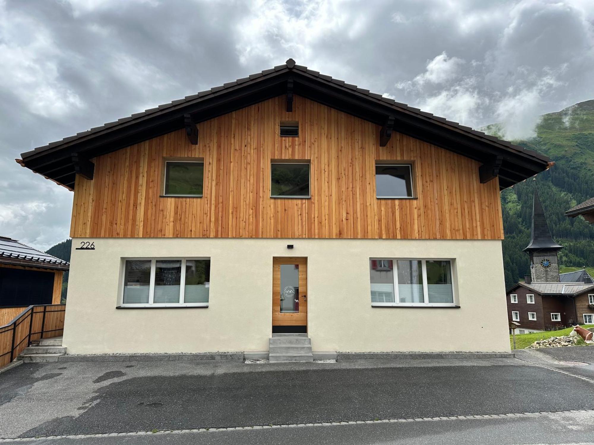 Yeti Lodge Sedrun Εξωτερικό φωτογραφία