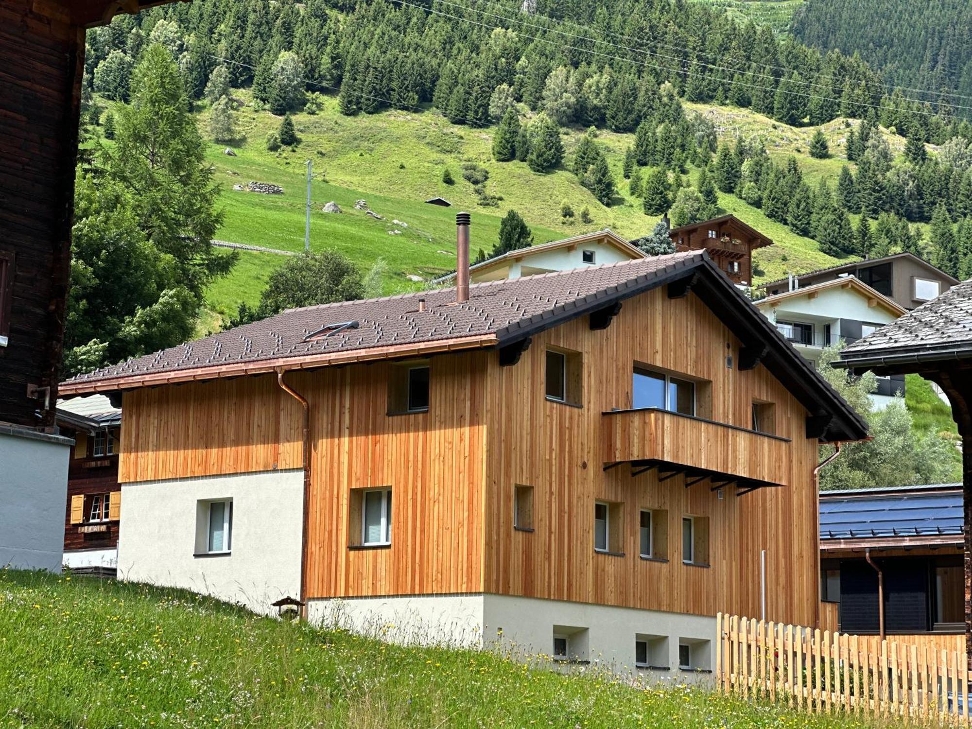 Yeti Lodge Sedrun Εξωτερικό φωτογραφία